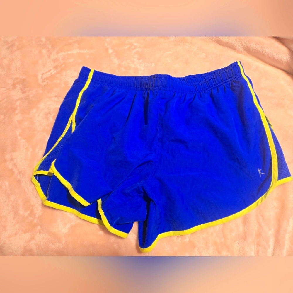 Danskin Now lined running dolphin shorts